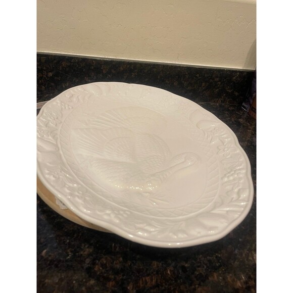 Ceramic Turkey Serving Platter Embossed White Ceramic - Picture 8 of 10